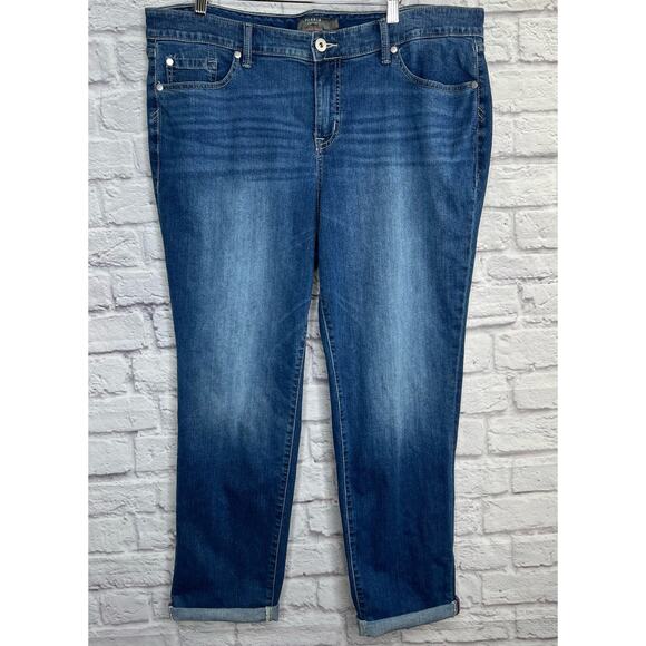 torrid Size 18 Medium Dark Wash Boyfriend Straight Vintage Stretch Mid-Rise Jean - Picture 7 of 13